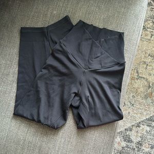 Aerie Offline Real Me Crossover 3/4 Crop Leggings